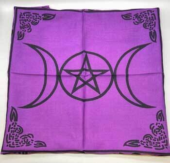 Triple Moon Pentagram purple 18x18"